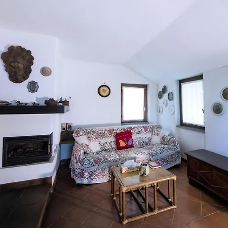 Сasa de vacaciones Casa Con Giardino E Vista Civenna